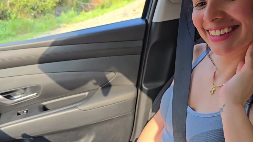 Neighbor On Roller Skates Has PUBLIC Sex In The Car.mp4 - Terabox Viral Link