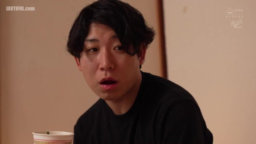 Hantu nya terlalu cantik.mp4 - Watch Full Video