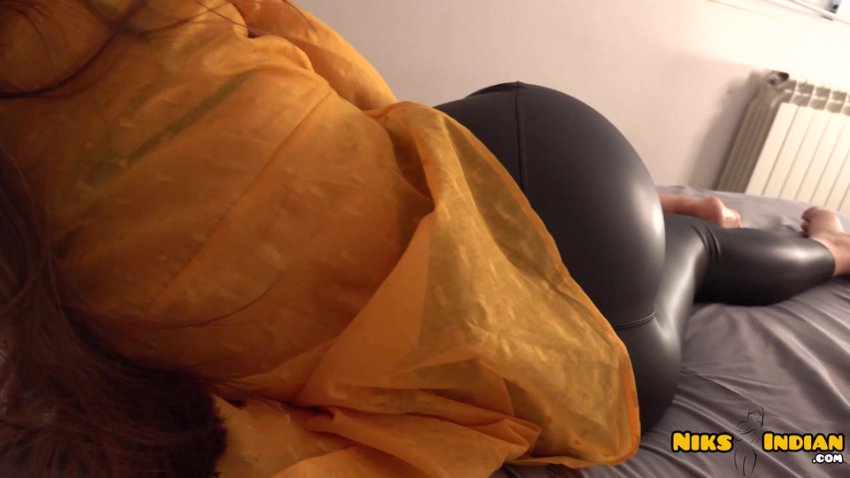 Niks_Indian_2024_Big_Ass_White_Blonde_Fucked_Hard_by_Desi_Boy_720p.mp4 - Watch Full Video