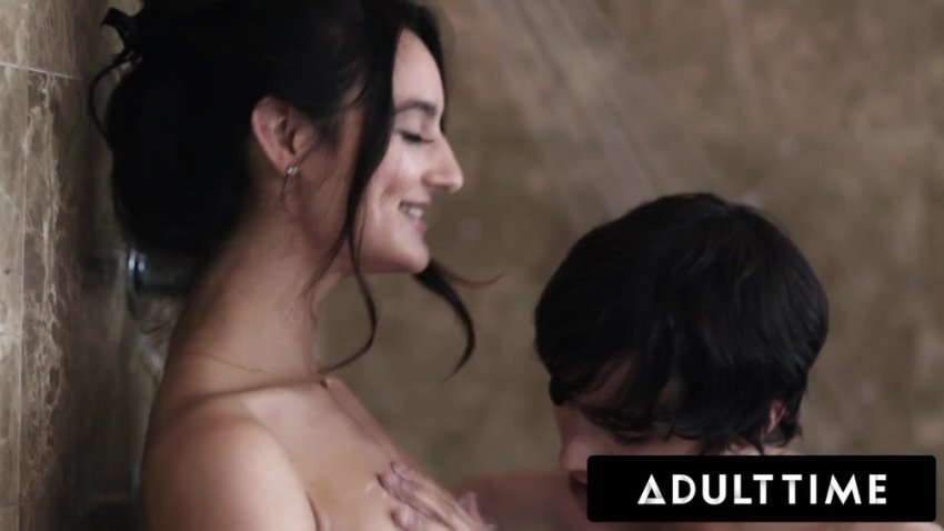 ADULT_TIME_-_Stiefzus_Eliza_Ibarra_neukt_per_ongeluk_stiefbroer_nadat_ze_de_verkeerde_bril_opzet!_3.mp4 - Watch Full Video