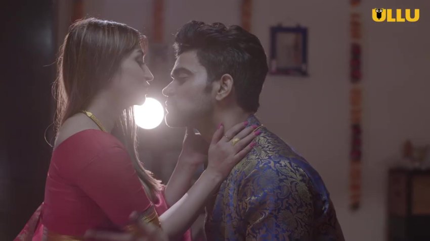 Charmsukh  Sauda.Ullu.mkv - Video Link