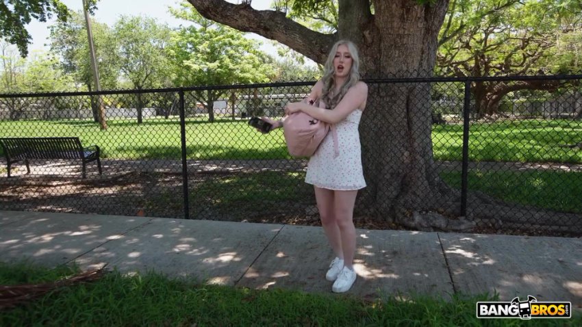 18_Year_Old_Size_Queen_(1)_2160p.mp4 - TeraBox Video