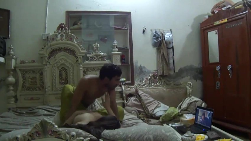 La Femme De Paki Baise Le Serviteur Pendant.mp4 - Watch Full Video