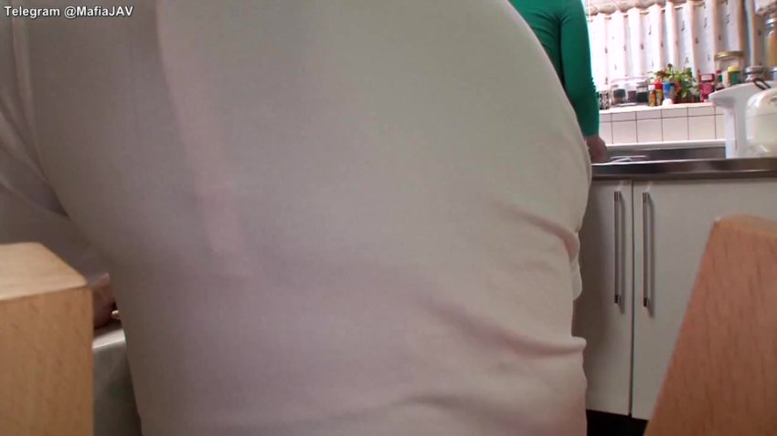 Main sama istri tetangga super tobrut.mp4 - Video Link